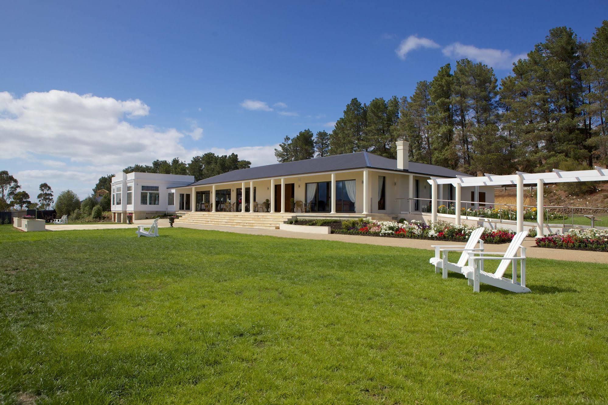 Riversdale Estate Cottages ケンブリッジ エクステリア 写真