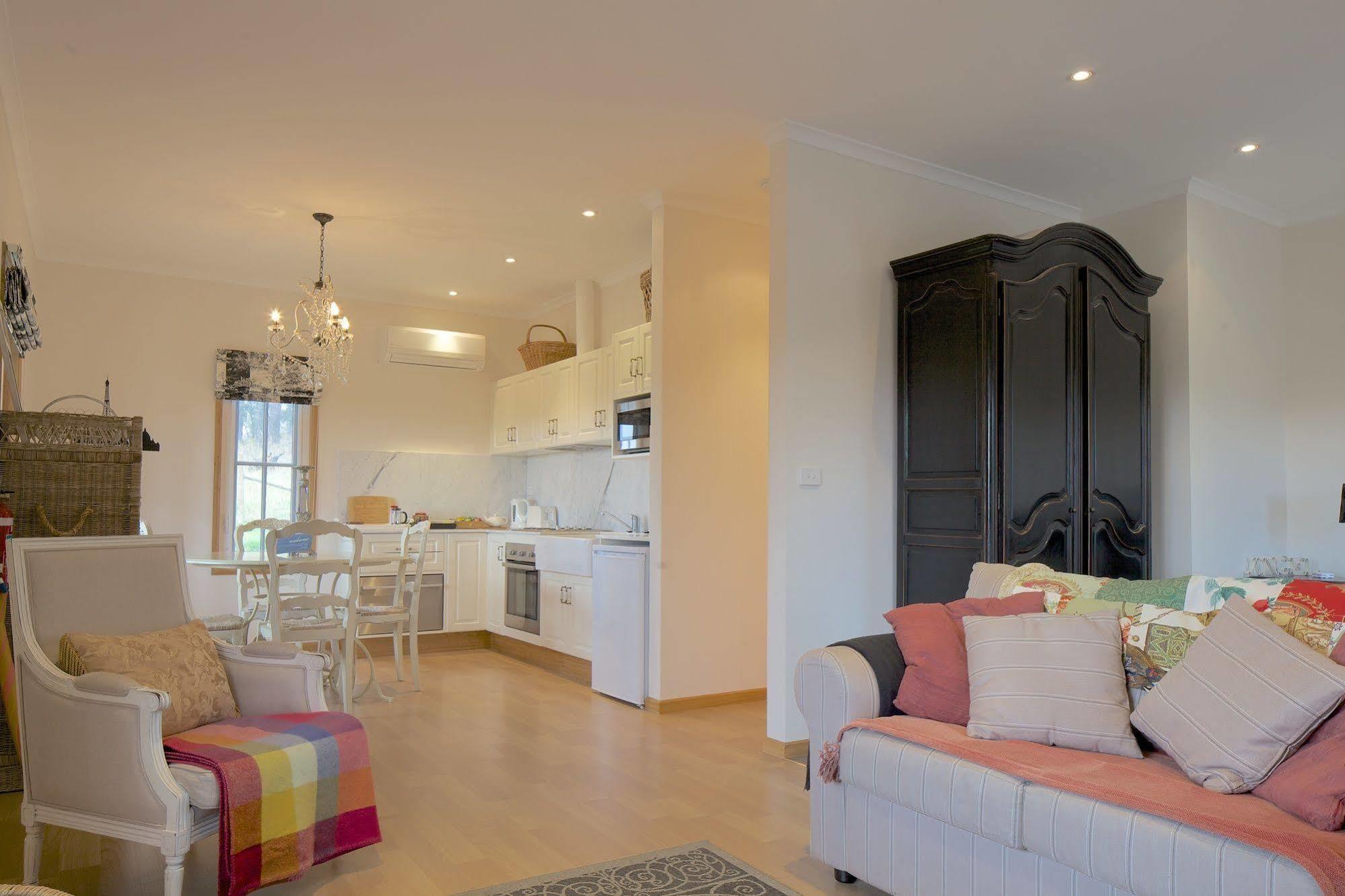 Riversdale Estate Cottages ケンブリッジ エクステリア 写真