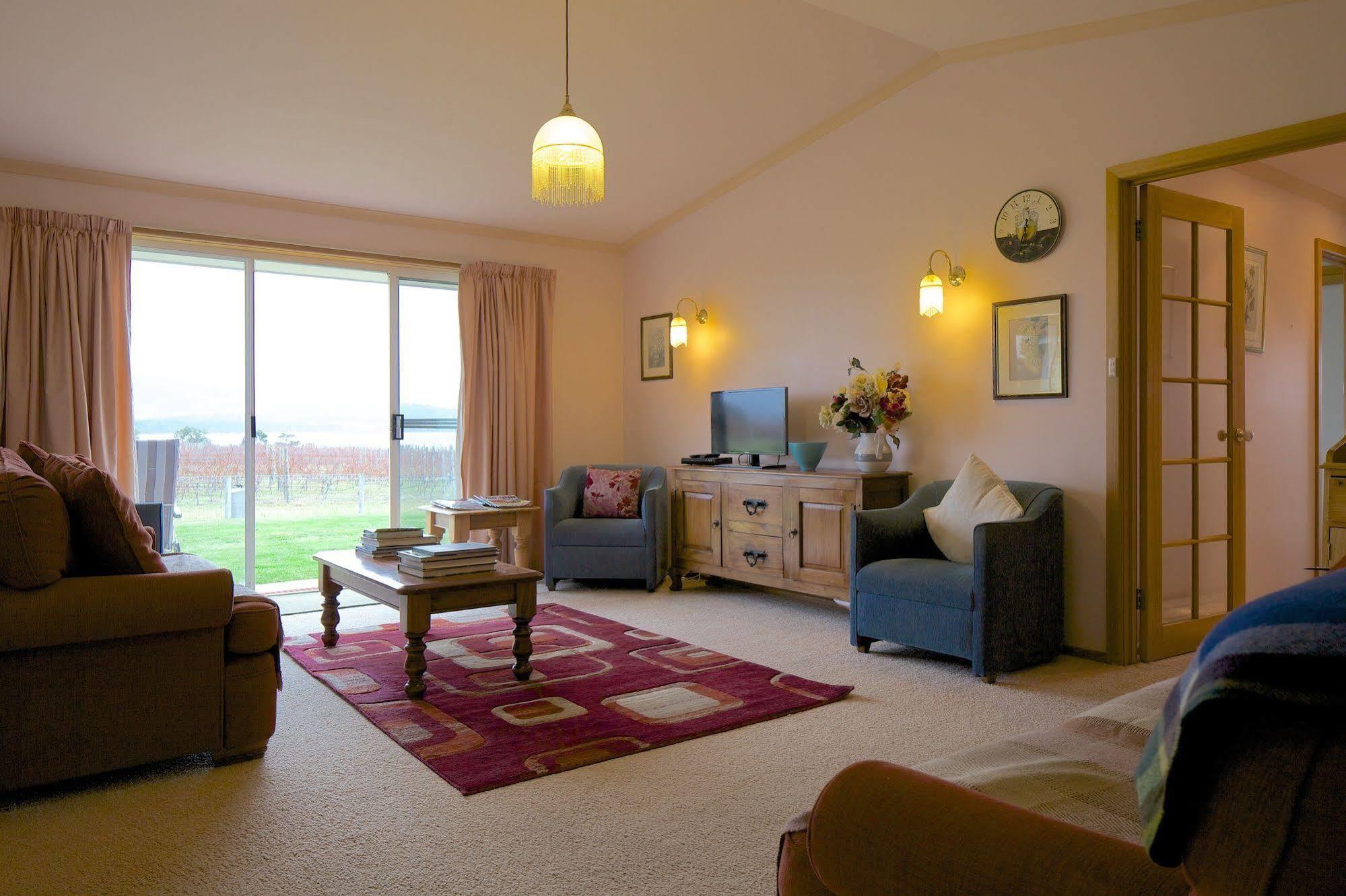 Riversdale Estate Cottages ケンブリッジ エクステリア 写真
